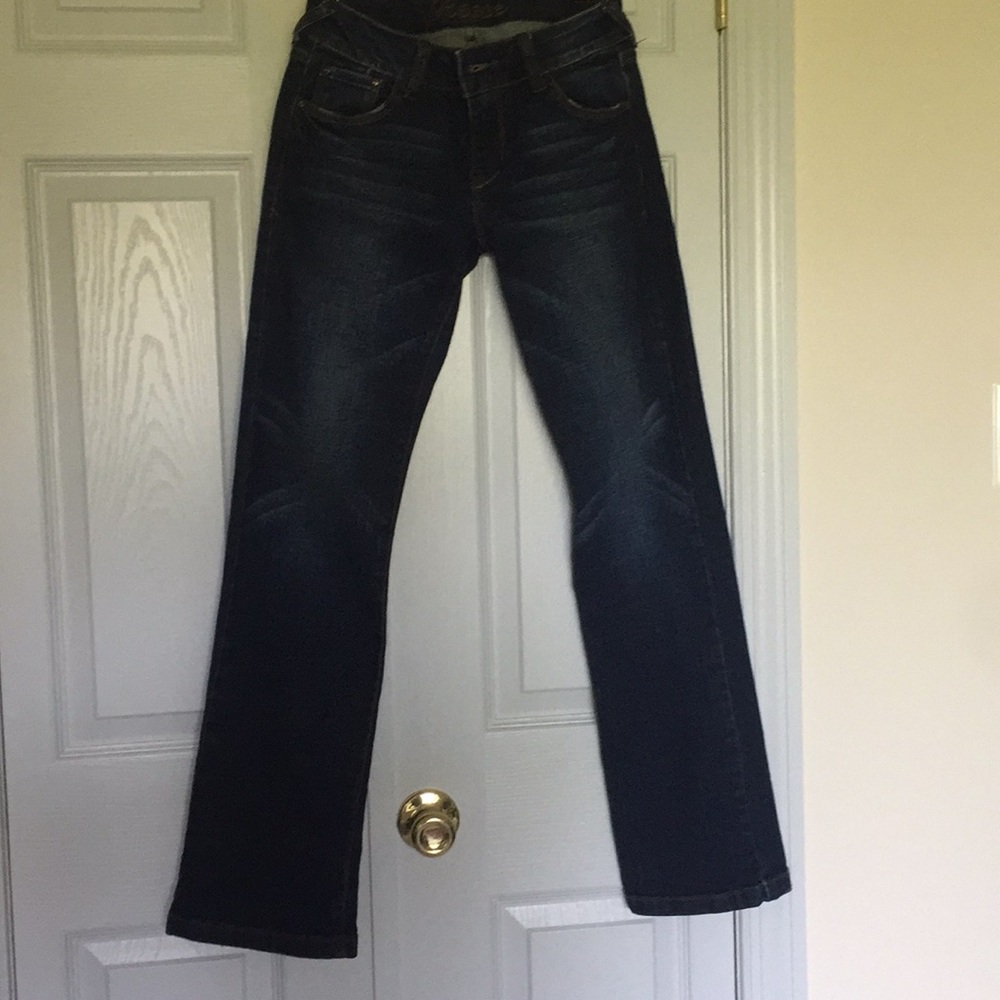 d’ELIA’s jeans
